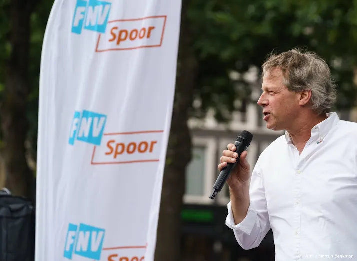 fnv koolmees wordt als topman ns verbinder die rintel niet was