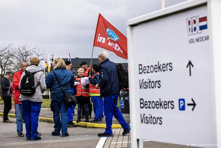 fnv meters gemaakt tijdens overleg met nedcar