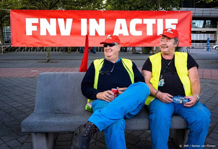 fnv onder de grens van 1 miljoen leden
