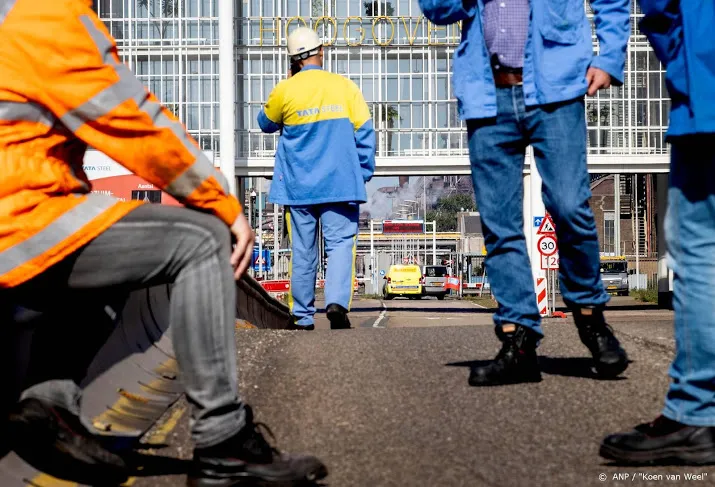 fnv peilt actiebereidheid bij medewerkers tata steel