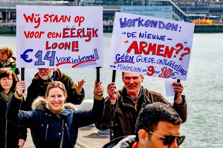 fnv pleit voor verhoging minimumloon