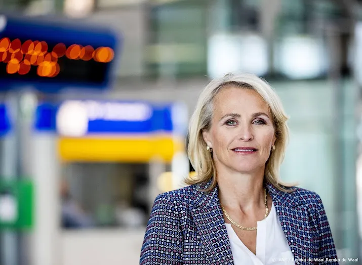 fnv spoor niet wenselijk dat ns topvrouw rintel zo snel vertrekt