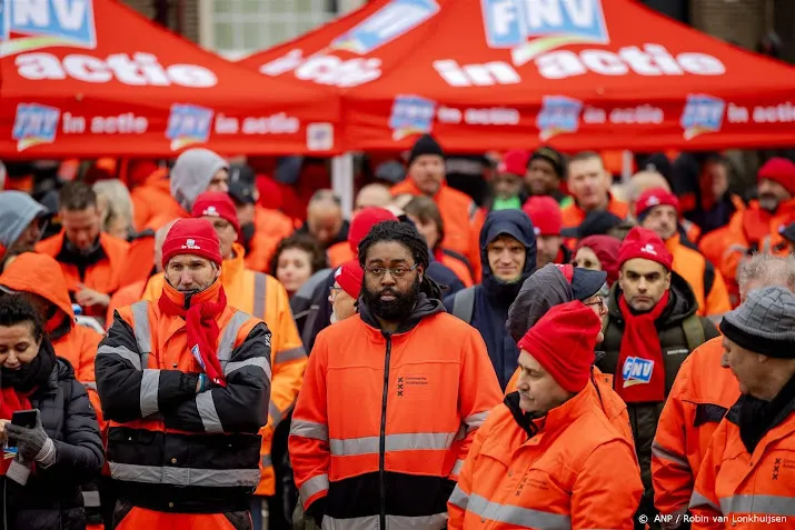 fnv vanaf woensdag zesdaagse staking stadsreiniging in rotterdam