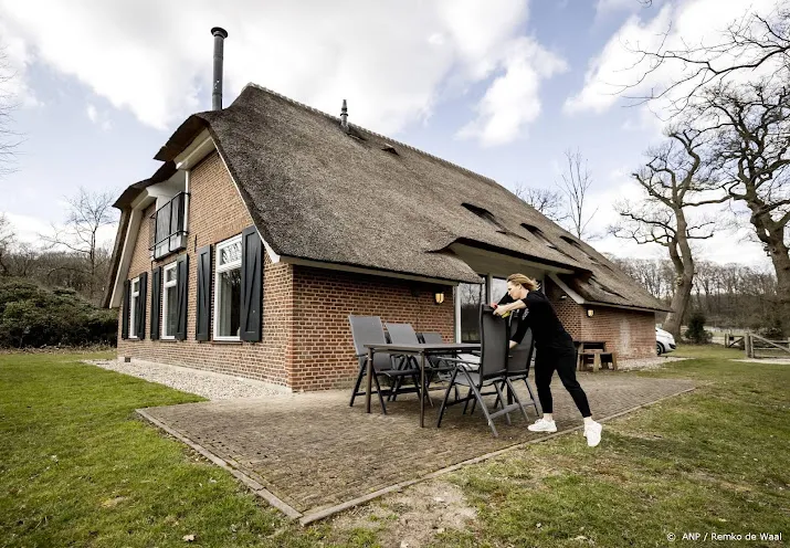 fnv veel vakantieparken in gevaar door personeelstekort