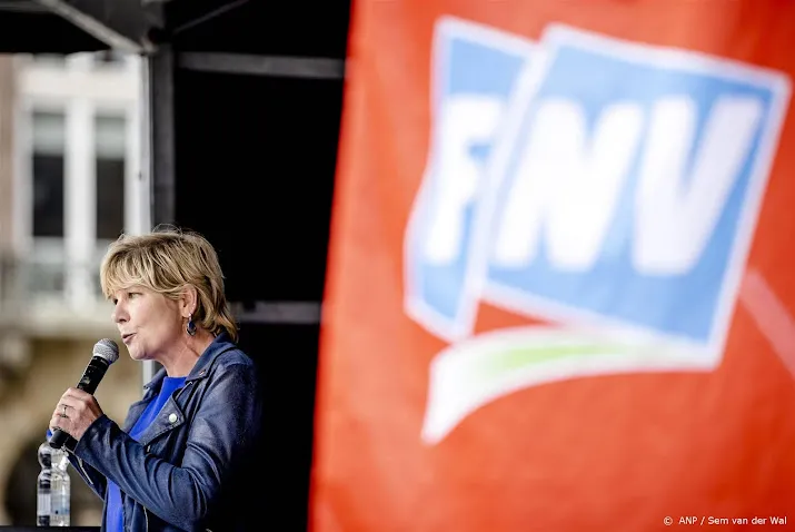 fnv zoveel mensen in armoede is gruwelijk en onbestaanbaar