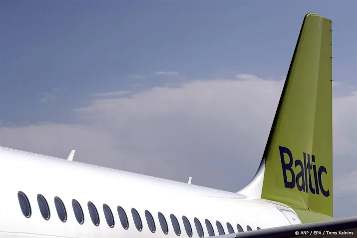 fokker en airbaltic gaan samenwerken aan waterstofvliegtuig