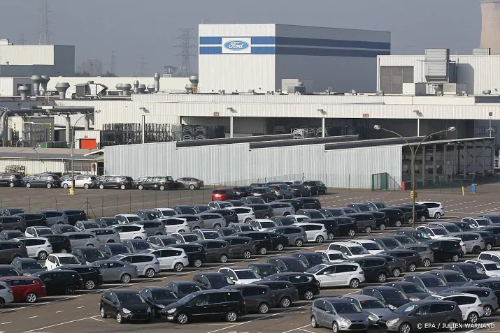 ford gooit meer fabrieken tijdelijk dicht om chiptekorten