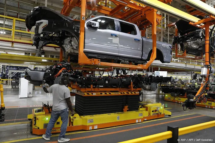 ford roept ruim half miljoen f 150 pick uptrucks terug in vs