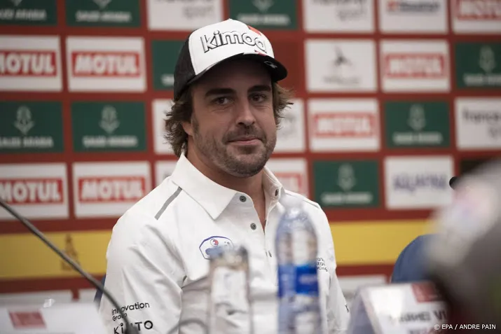 formule 1 coureur alonso in ziekenhuis na fietsongeluk