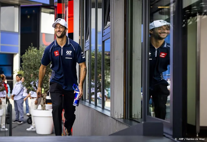 formule 1 coureur ricciardo breekt pols en mist gp in zandvoort