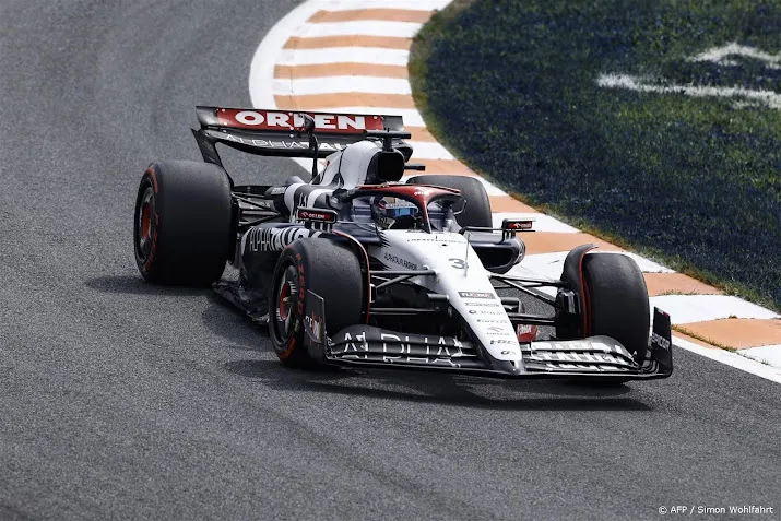 formule 1 coureur ricciardo na crash naar ziekenhuis voor pols