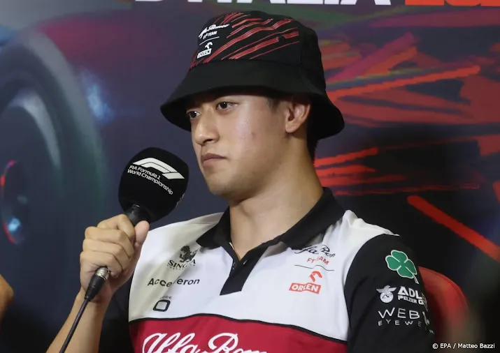 formule 1 coureur zhou blijft ook volgend seizoen bij alfa romeo