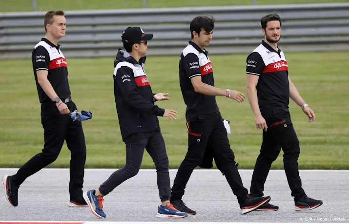 formule 1 coureur zhou kan racen bij grote prijs van oostenrijk