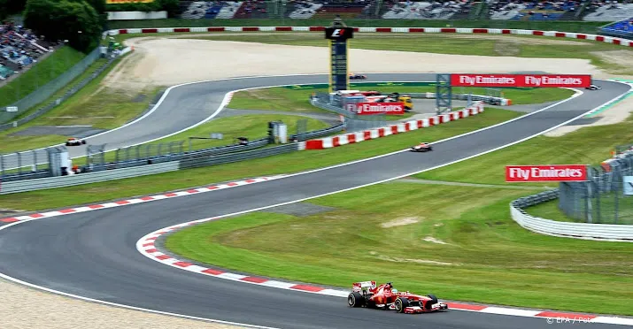 formule 1 met 20 000 fans op nurburgring