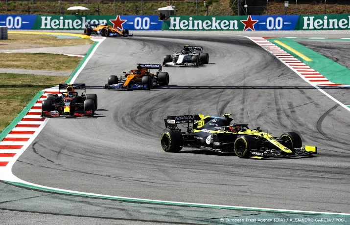 formule 1 sluit akkoord met spaanse race op circuit de catalunya