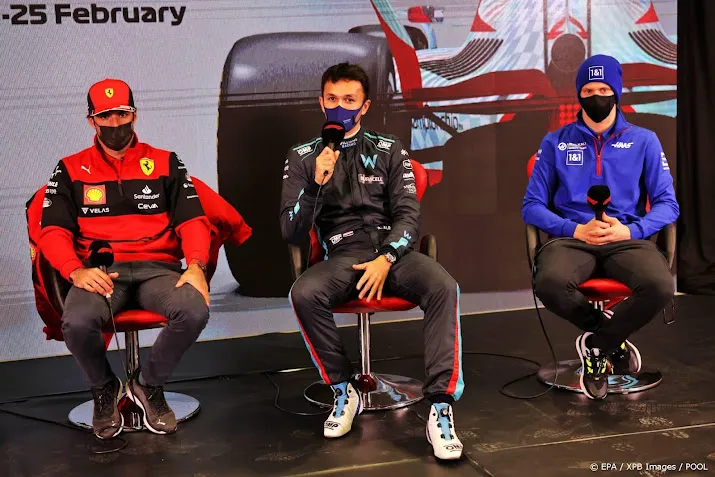 formule 1 team haas mag na vertraging zondag testen in bahrein