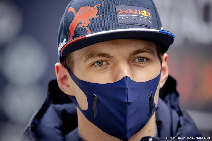 formule 1 team red bull kondigt nieuw contract met verstappen aan