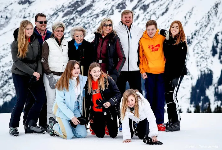 fotosessie oranjes in lech gaat inmiddels volgens vast patroon