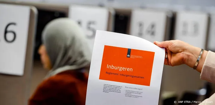 fouten inburgeringsexamen treffen 1250 mensen
