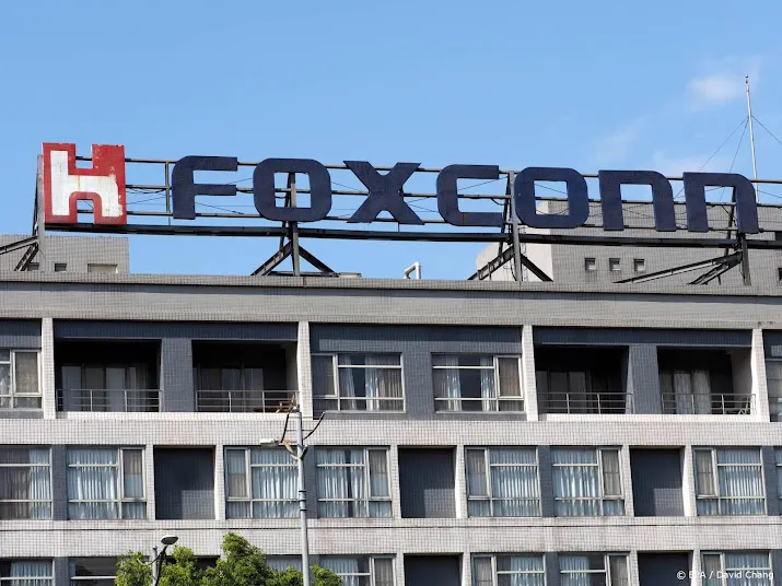 foxconn belooft personeel chinese iphone fabriek bonus na opstand