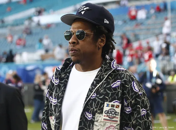 frans luxebedrijf neemt belang in champagnemerk rapper jay z