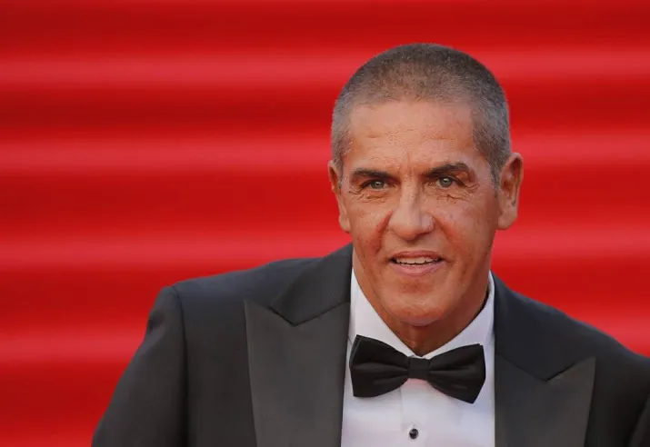 franse acteur krijgt klappen in moskou