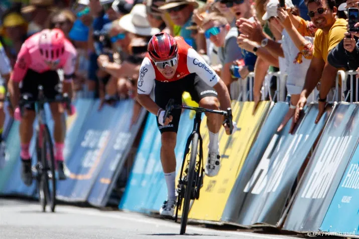 franse sprinter coquard boekt down under eerste zege worldtour
