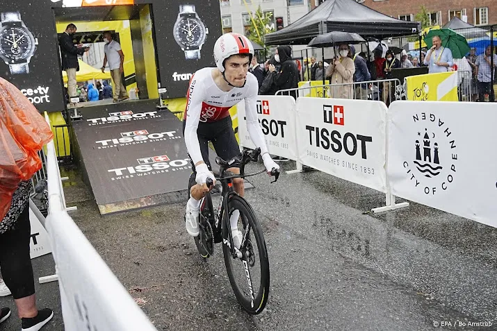 fransman martin uit de tour wegens coronaprotocol