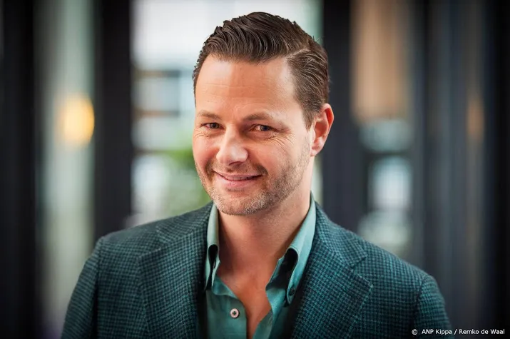 fred van leer heeft het ziekenhuis verlaten