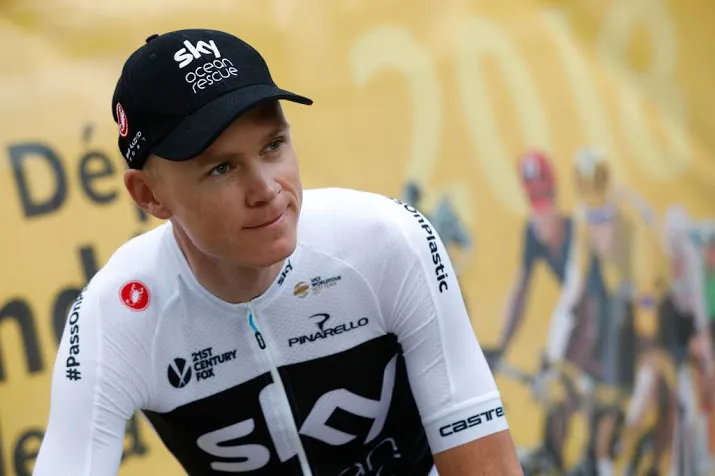 froome uitgejoeld bij ploegenpresentatie
