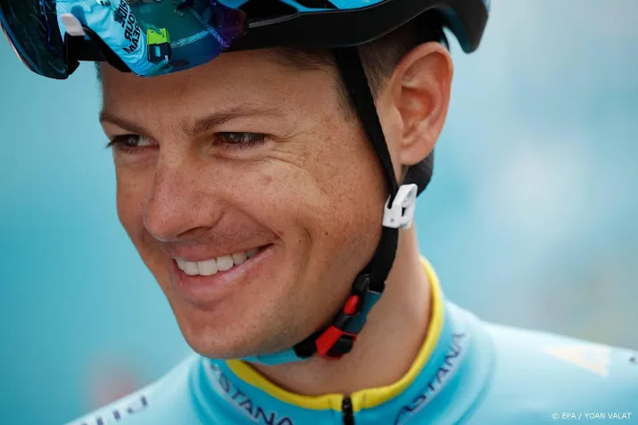 fuglsang komt hard ten val in eerste etappe
