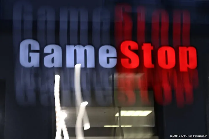 gamestop knalt omhoog op wall street na terugkeer roaring kitty