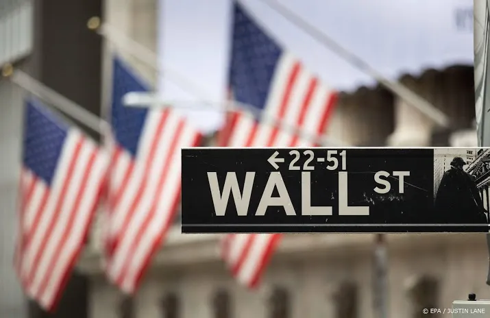 gamestop weer smaakmaker op wall street ook amc knalt omhoog