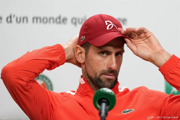 geblesseerde djokovic weet niet of hij woensdag kan spelen