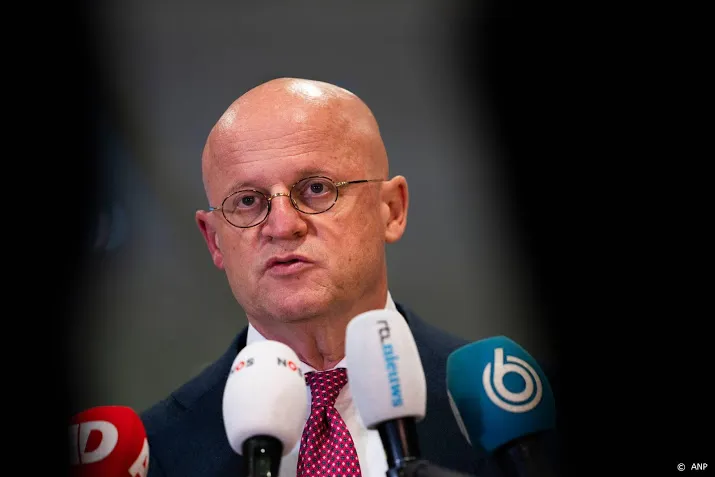 gebruik softdrugs kan buiten van 20 00 07 00 uur worden beboet
