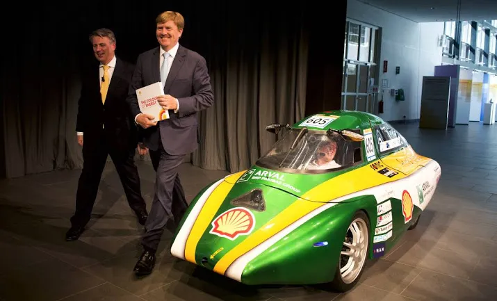 geen aandelen koning in koninklijke bedrijven