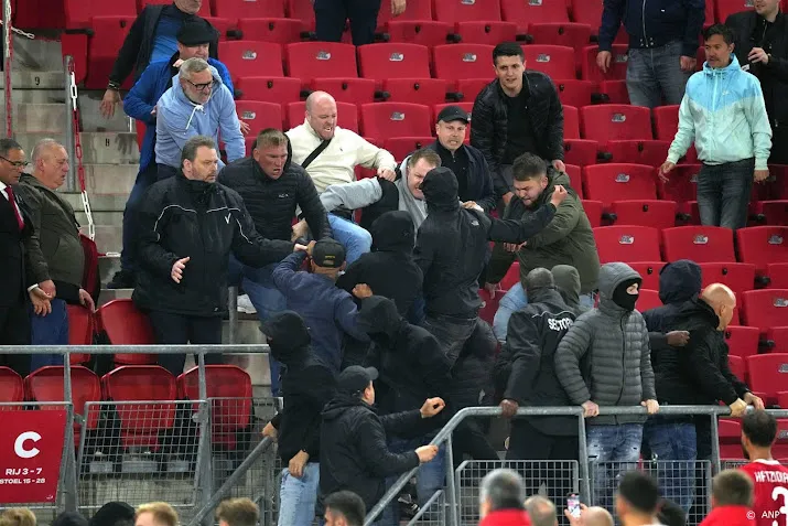 geen az supporters welkom bij wedstrijd nec az