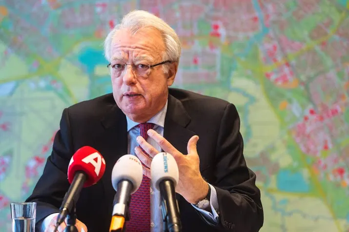 geen burgemeestersverkiezing in amsterdam