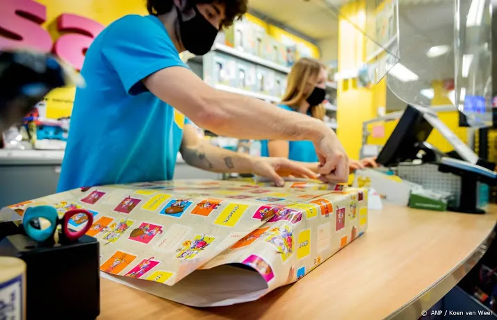 geen extra drukte aan de kassa voor pakjesavond