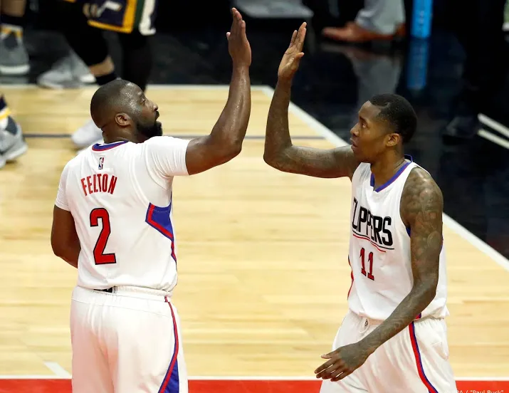 geen high fives in nba om coronavirus