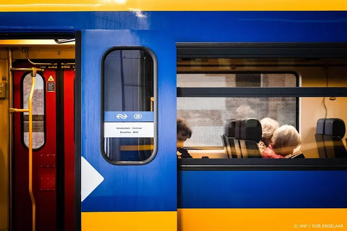geen hogesnelheidstreinen tussen amsterdam en rotterdam om wind