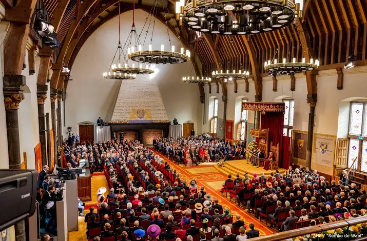 geen renovatie ridderzaal vanwege vertraging renovatie binnenhof