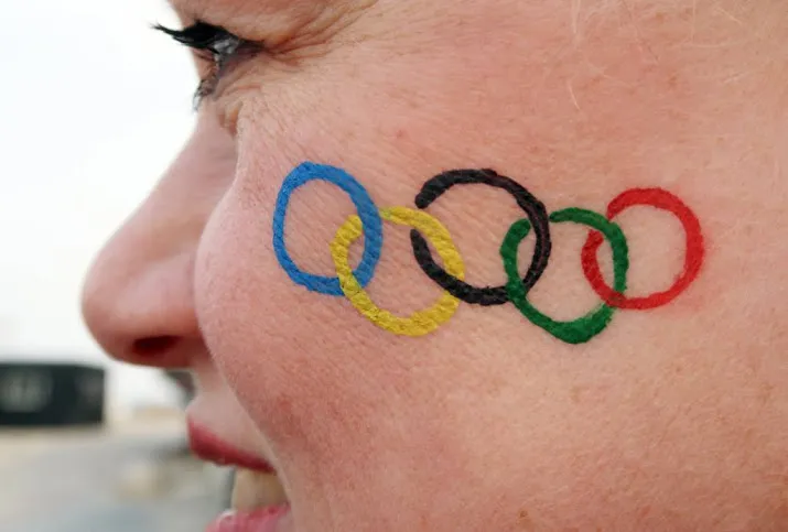 geen russische vlag bij slotceremonie