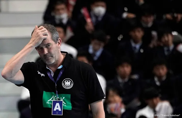 geen spelen voor handbalcoach groener