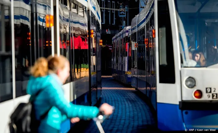 geen tentamens bij uva door ov staking