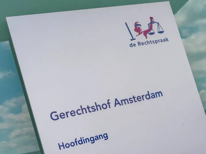 geen uitlevering om rechterlijke macht polen