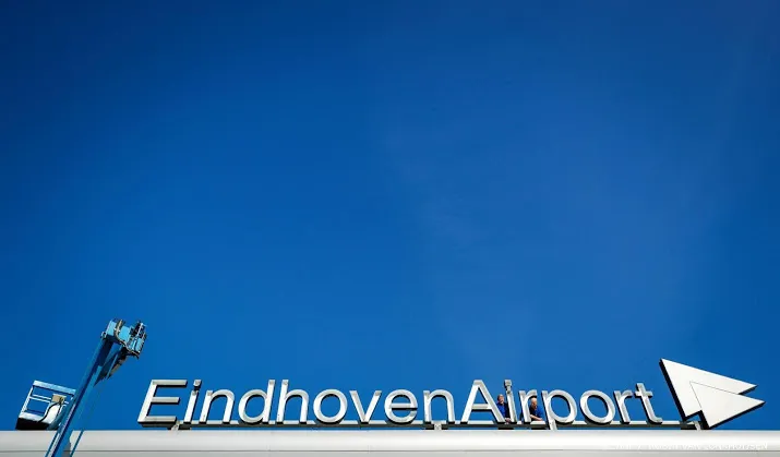 geen vliegverkeer eindhoven airport door radiostoring