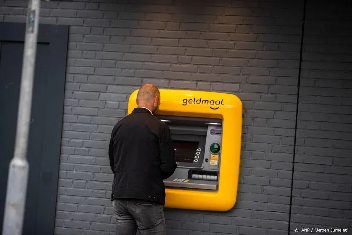 geldmaten voorzien van spraakondersteuning