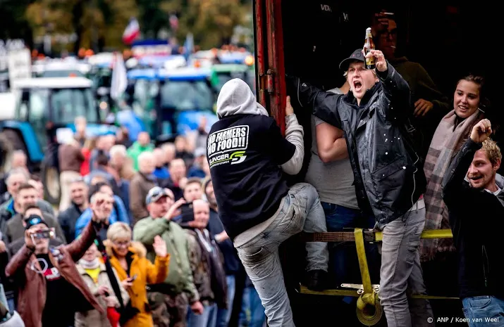 gemeente tractoren malieveld waren voorzien