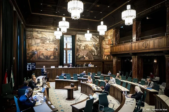 gemeenteraad blijft bij standpunt door met feyenoord city